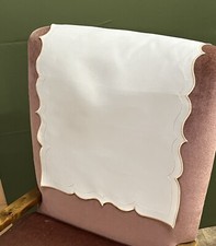Six Plain Cream Scalloped Edge